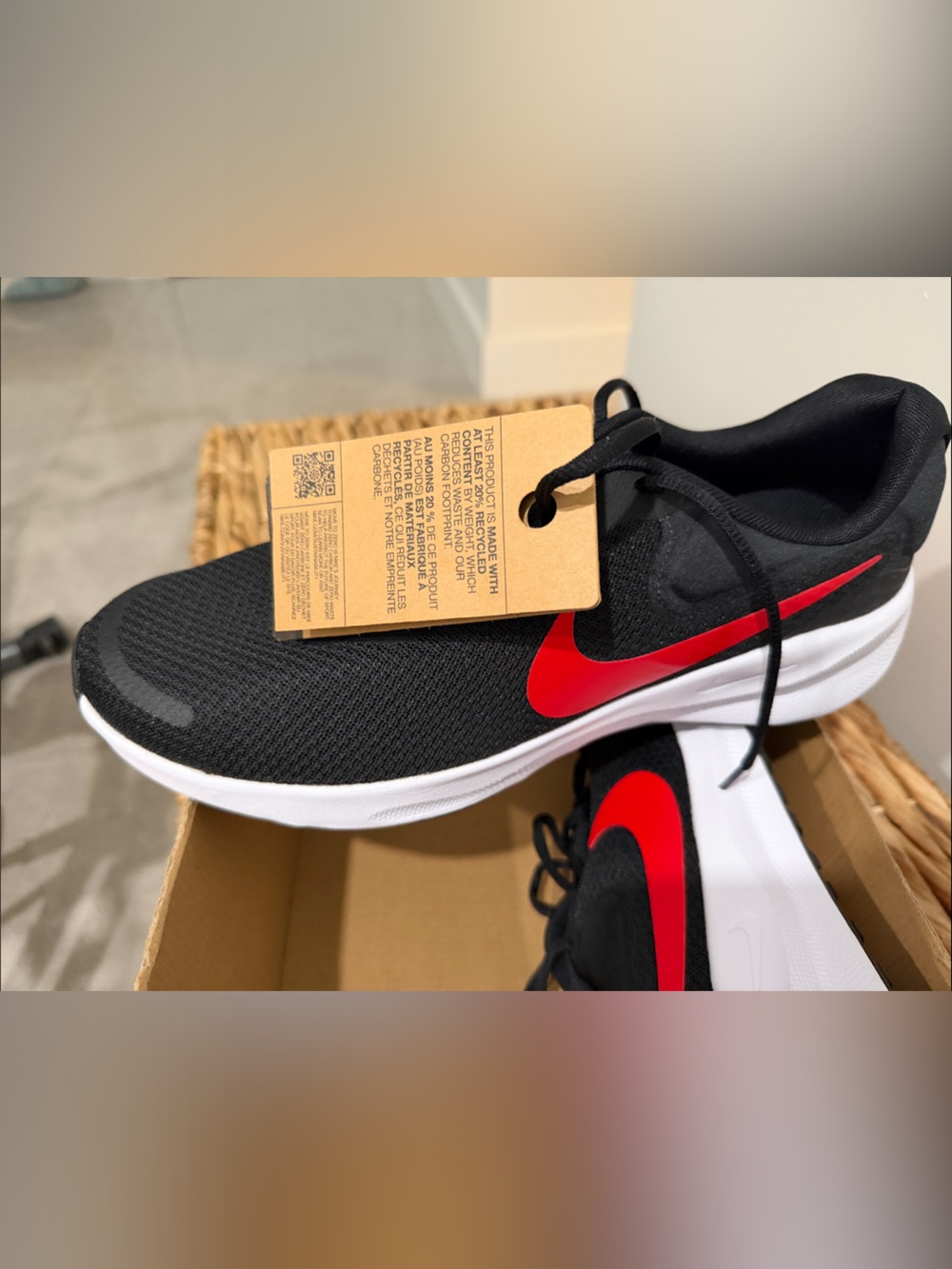 Nike Revolution  7  black/university Red-white